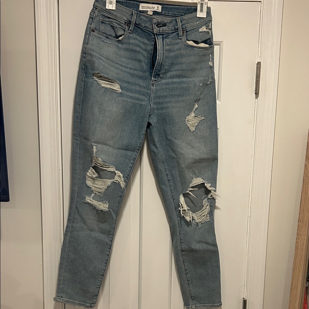 Abercrombie & Fitch Light Blue Distressed Cropped Jeans